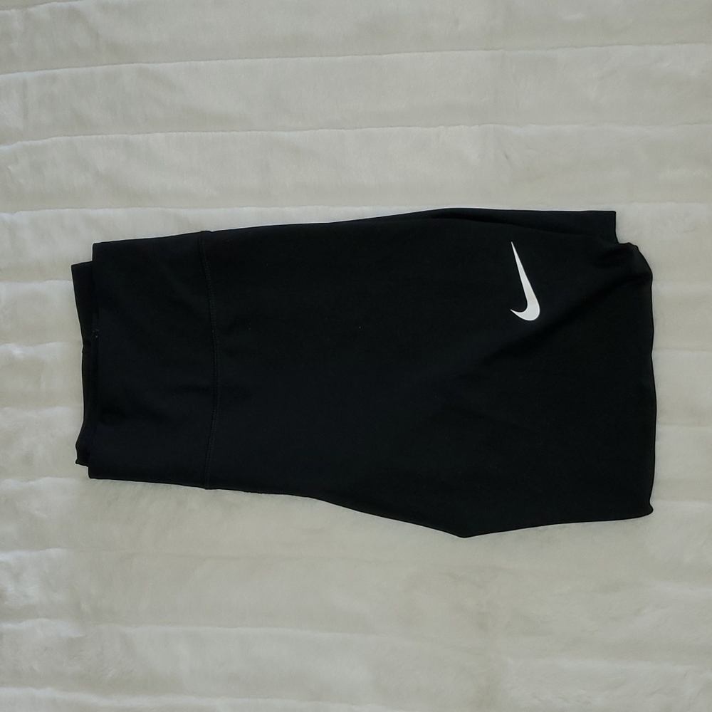 Nike capri leggings